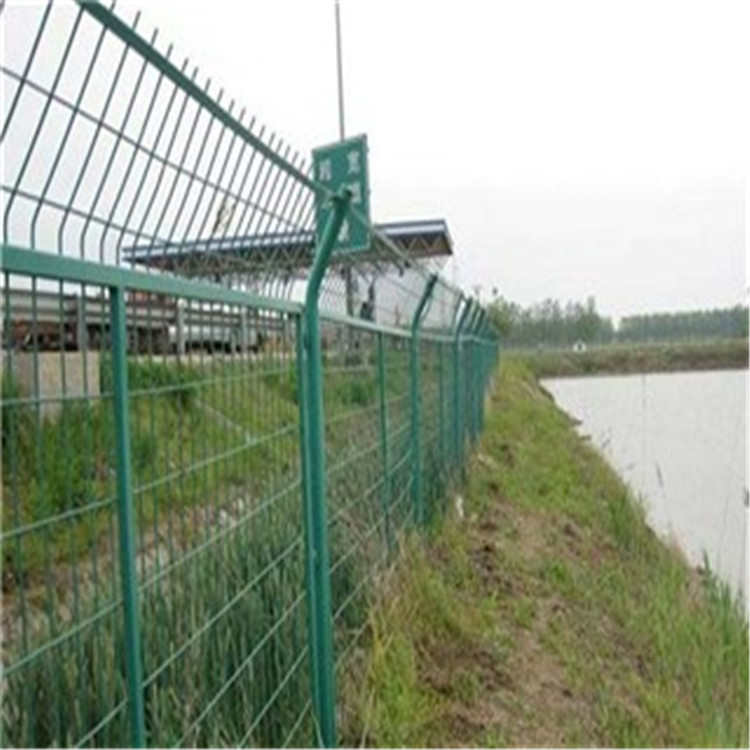 環(huán)境保護局水污染隔離網圖片4